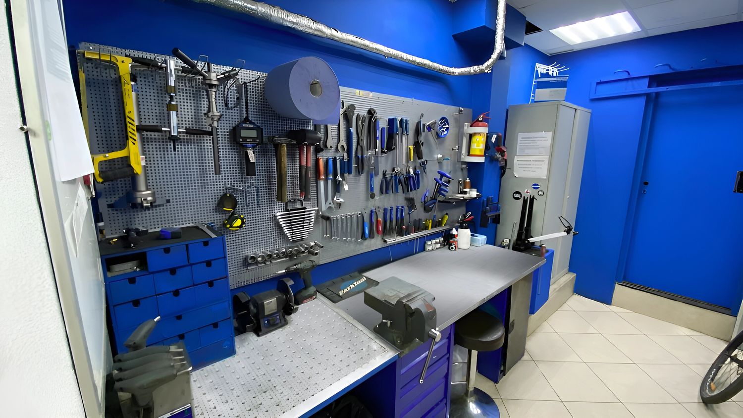 Фото нашего велосервиса